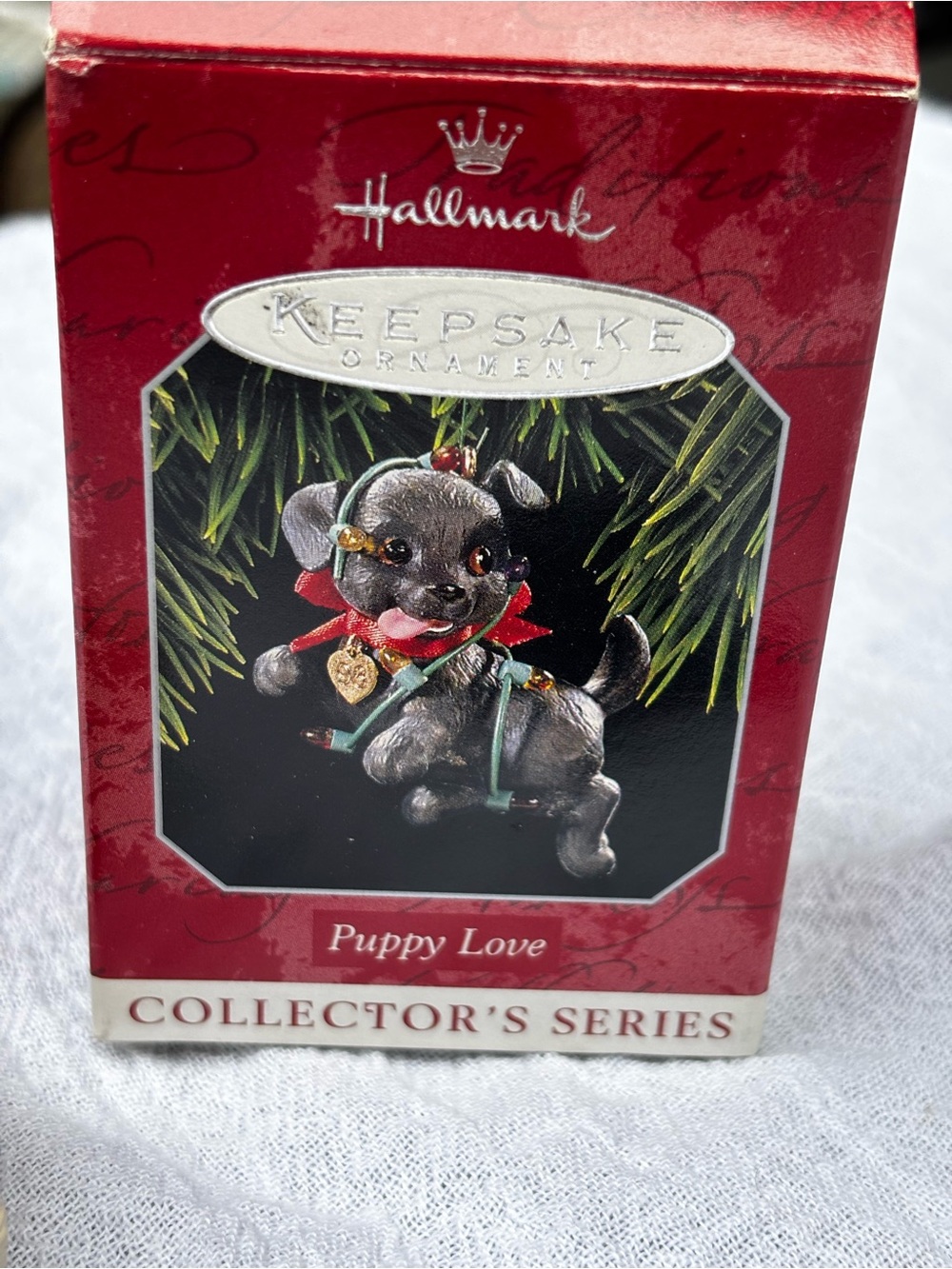 VTG 1998 Hallmark Keepsake " Puppy Love" with Christmas Lights Ornament 1998
